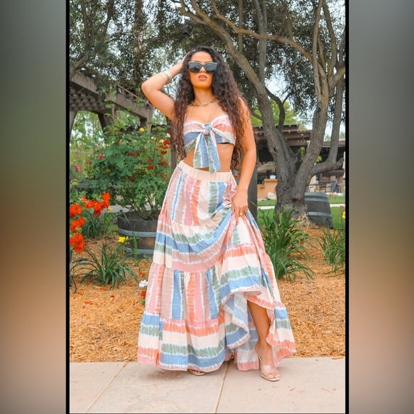 Colorful Striped Two-Piece Set - Picture 4 of 7